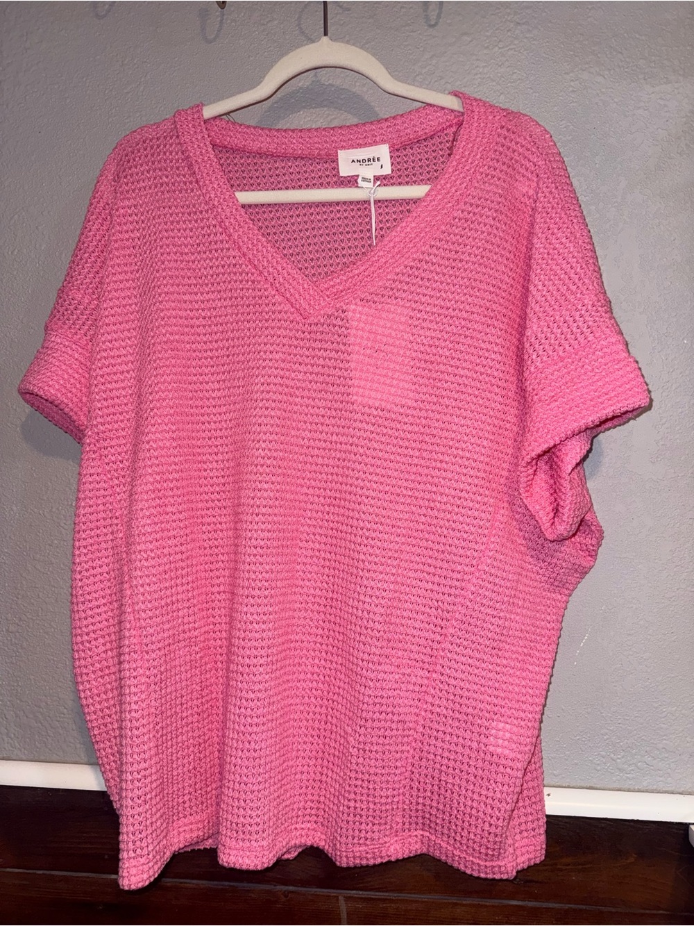 Zenana Outfitters Pink V‑Neck Textured Knit Top
